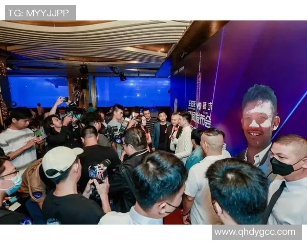 播求挑战中国军人实力较量谁能在擂台上赢得胜利