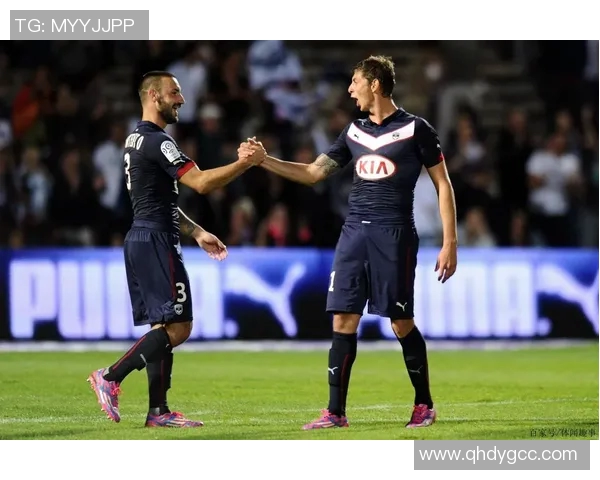 波尔多主场迎战里昂争夺法甲关键三分的激烈对决 波尔多主场迎战里昂争夺法甲关键三分的激烈对决