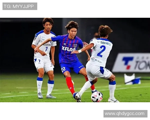 德岛队与大分三神的激烈对决展现了日本足球的魅力与竞争精神 德岛队与大分三神的激烈对决展现了日本足球的魅力与竞争精神