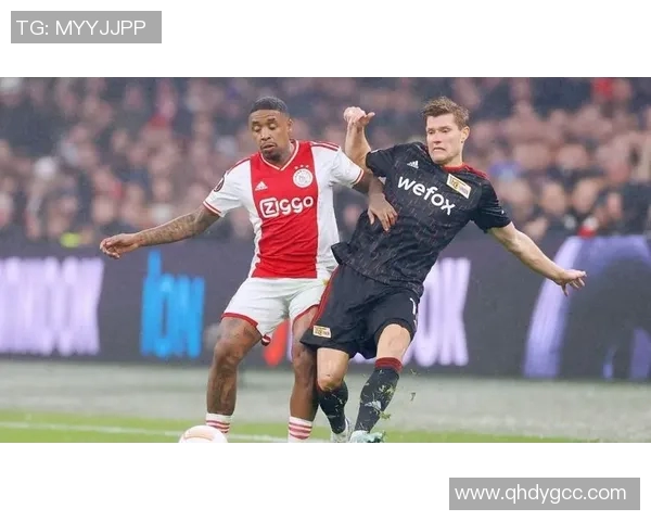 沙尔克04主场艰难与柏林赫塔互交白卷,双方激战不分胜负 沙尔克04主场艰难与柏林赫塔互交白卷,双方激战不分胜负