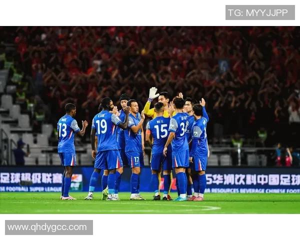 李铁当选中超最佳教练，率领上海申花逆袭夺冠的可能性有多大？