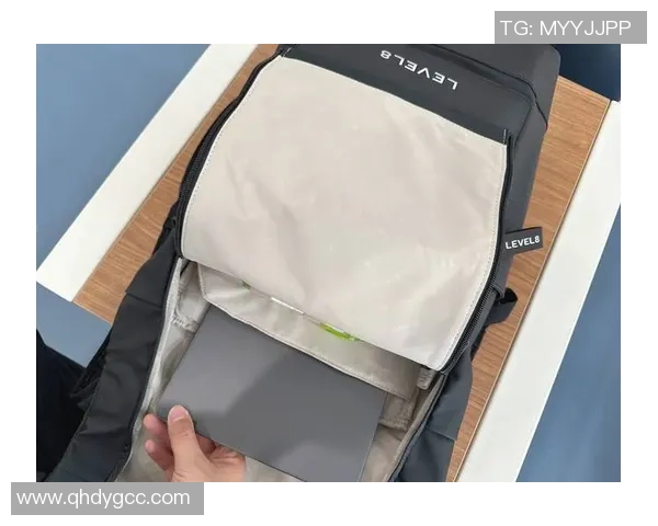 探索阿珂姆背包的多功能设计与实用性，让旅行更轻松愉快的完美伴侣