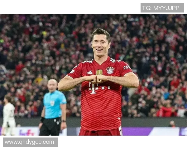 莱万背叛旧主引发拜仁球迷愤怒狂嘘称其忘恩负义